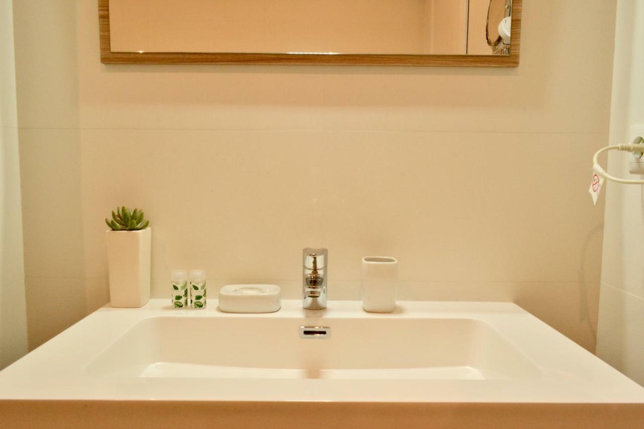 Hola Valencia - Holiday Apartments الغرفة الصورة