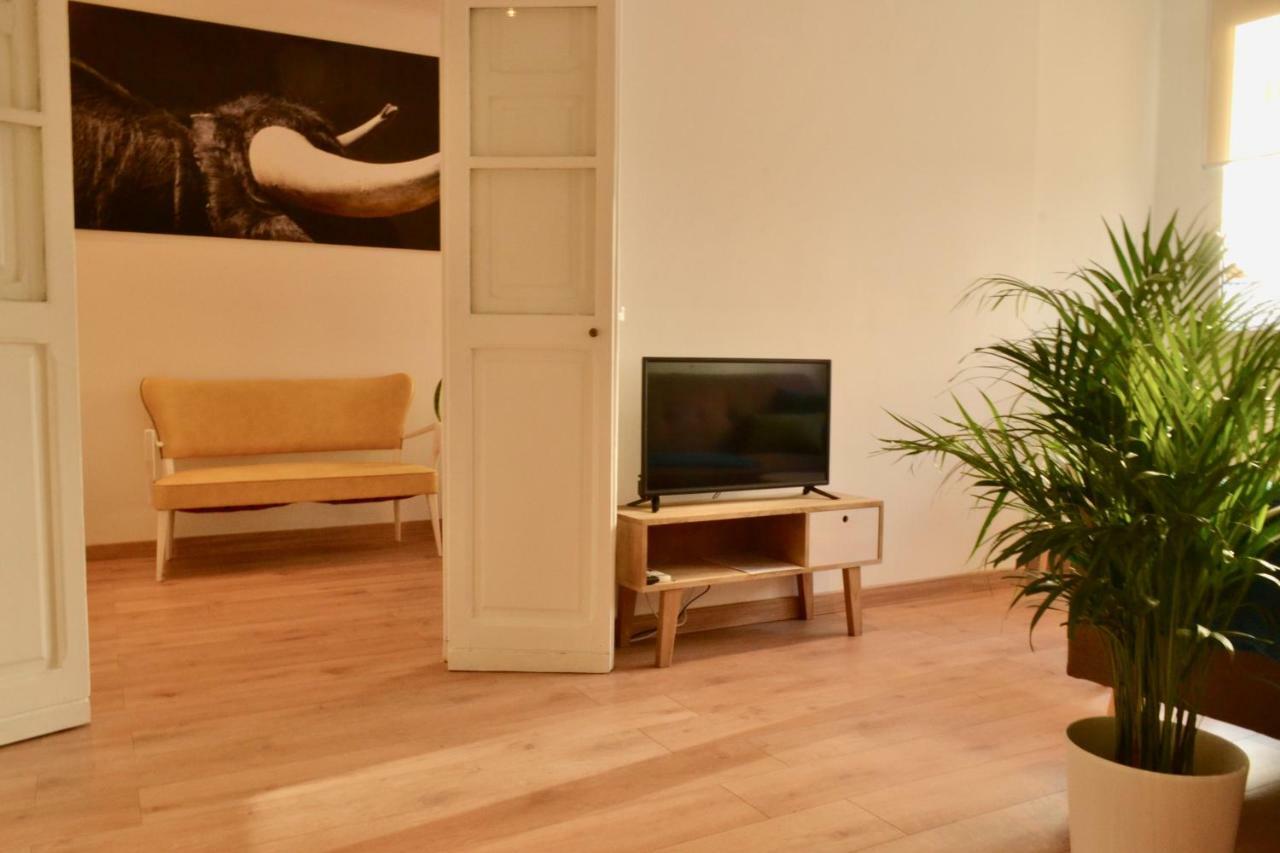 Hola Valencia - Holiday Apartments المظهر الخارجي الصورة